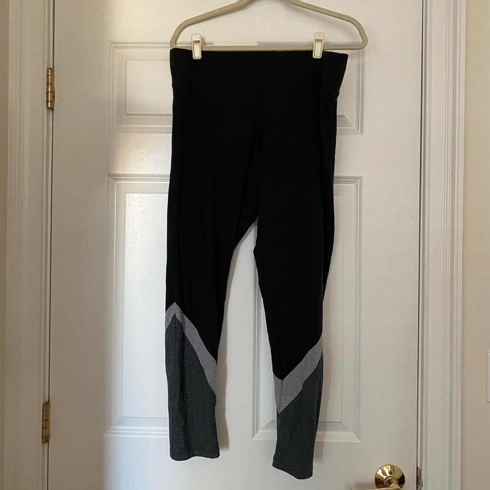 Victoria’s Secret Sport Leggings